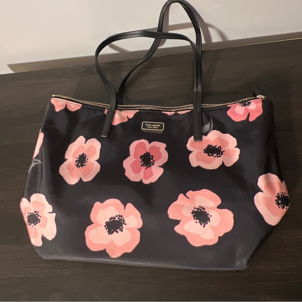 Kate spade purse